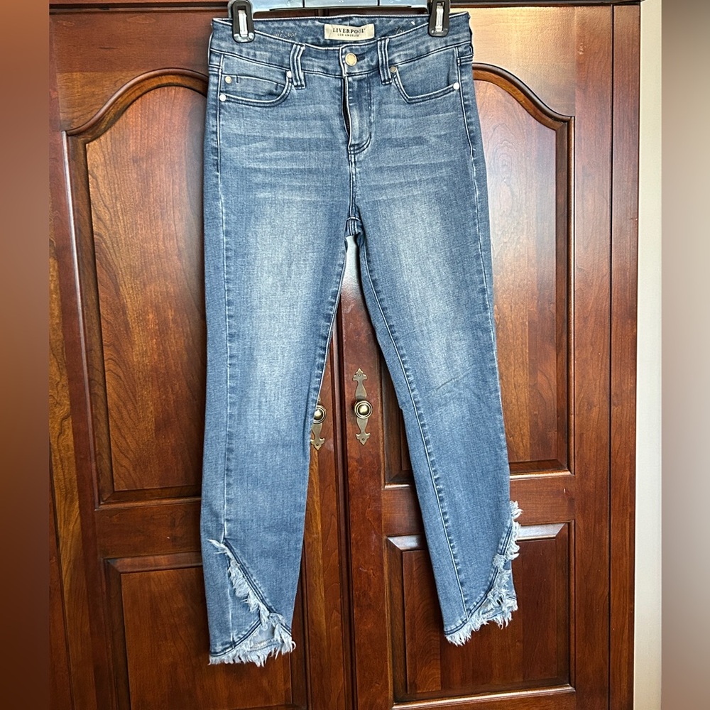 Liverpool Skinny crop jeans size 2/26